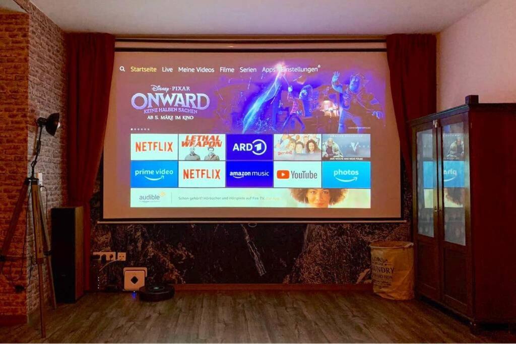 Home Cinema, Parking Space 뷔르츠부르크 외부 사진