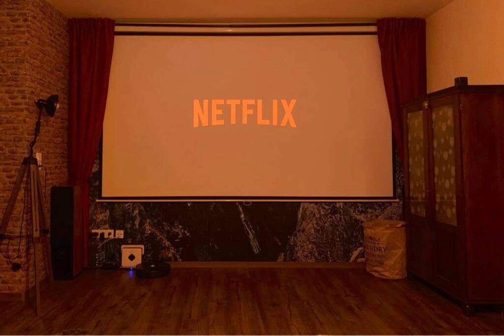 Home Cinema, Parking Space 뷔르츠부르크 외부 사진